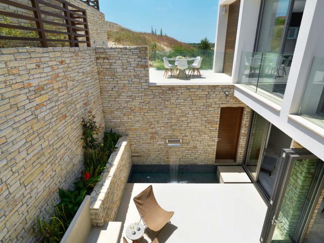 New 3-bedroom villa in Paphos № 149517: https://dom.com.cy/en/catalog/sale/149517/ (dom.com.cy)