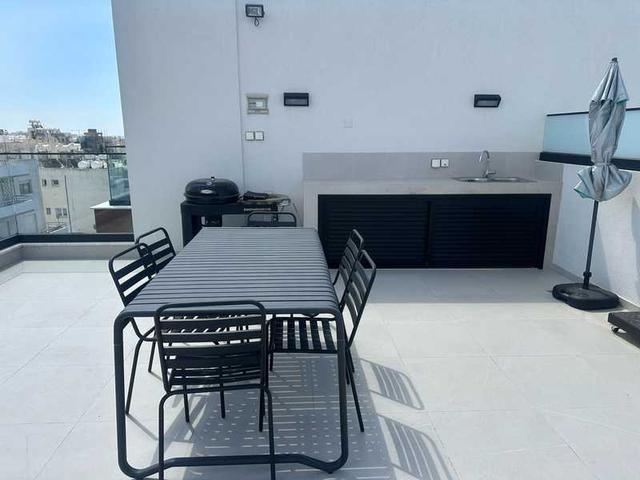 3-bedroom penthouse to rent: https://www.bazaraki.com/adv/5796472_3-bedroom-penthouse-to-rent (www.bazaraki.com)