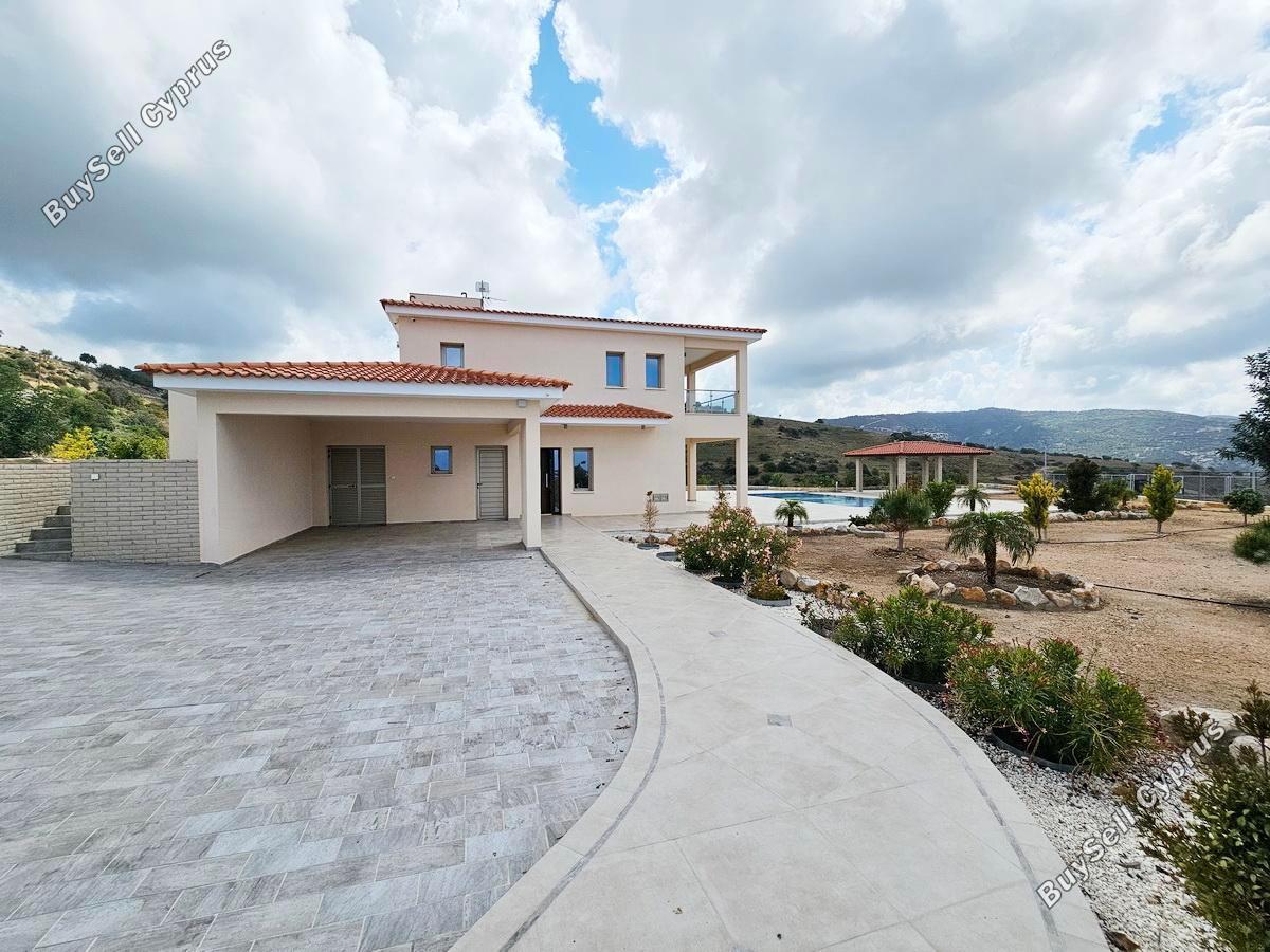 4 Bedroom Detached house for sale in Akoursos, Paphos: https://www.buysellcyprus.com/property-for-sale/paphos/akoursos/4-bed-detached-house-for-sale-akoursos-paphos-1799539.html (www.buysellcyprus.com)