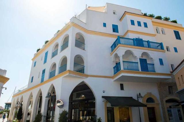 1-bedroom apartment for sale: https://www.bazaraki.com/adv/5792776_1-bedroom-apartment-for-sale (www.bazaraki.com)