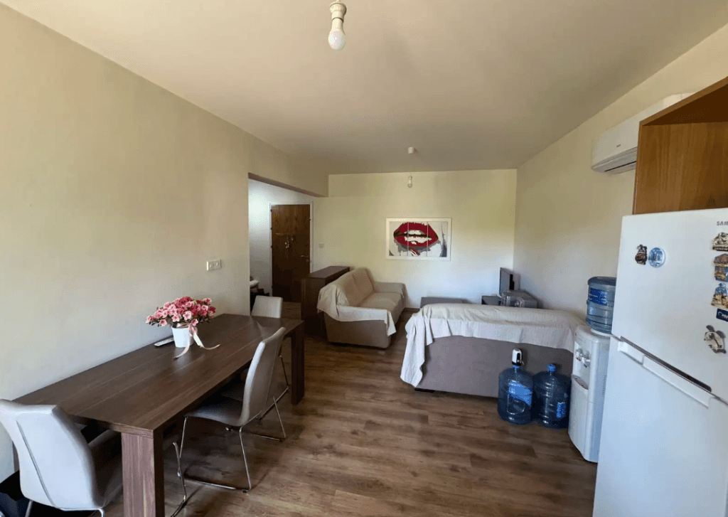 2 Bedroom Flat For Sale: https://www.zyprus.com/property/39303/2-bedrooms-apartment-flat-in-dasoupoli-strovolos-nicosia (www.zyprus.com)