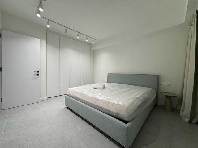 3-bedroom penthouse to rent: https://www.bazaraki.com/adv/5798252_3-bedroom-penthouse-to-rent (www.bazaraki.com)