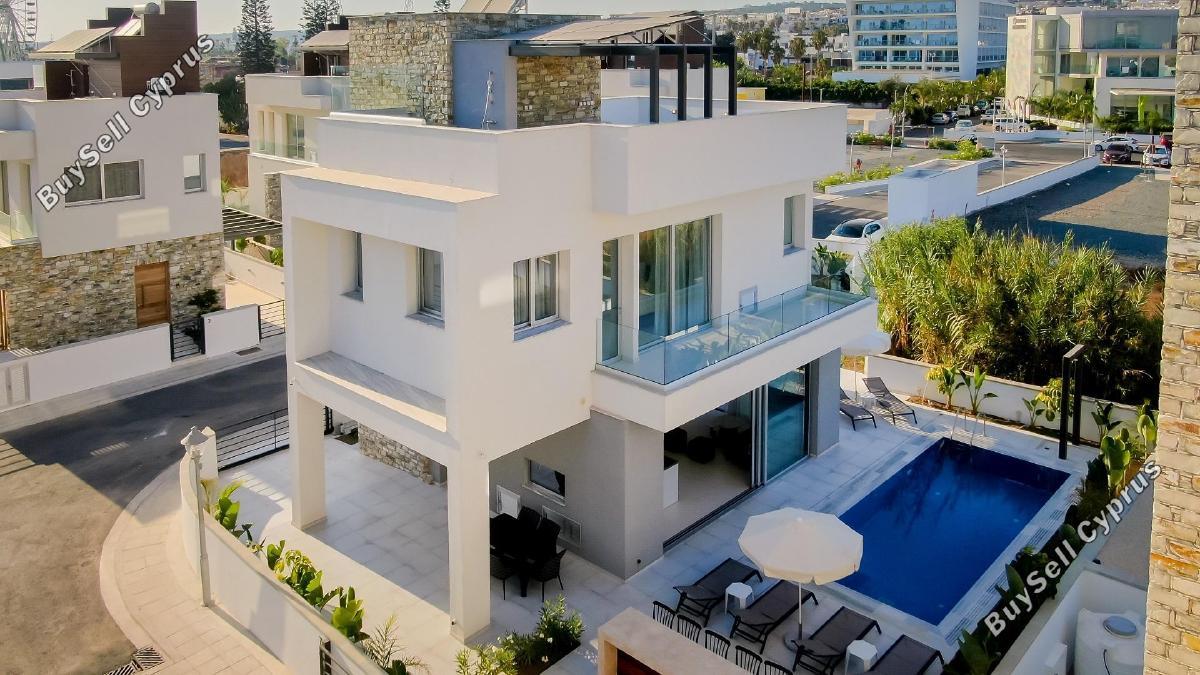 4 Bedroom Detached house for sale in Ayia Napa, Famagusta: https://www.buysellcyprus.com/property-for-sale/famagusta/ayia-napa/4-bed-detached-house-for-sale-ayia-napa-famagusta-1796935.html (www.buysellcyprus.com)