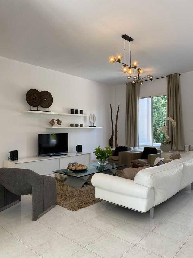 3-bedroom villa to rent: https://www.bazaraki.com/adv/5797025_3-bedroom-villa-to-rent (www.bazaraki.com)