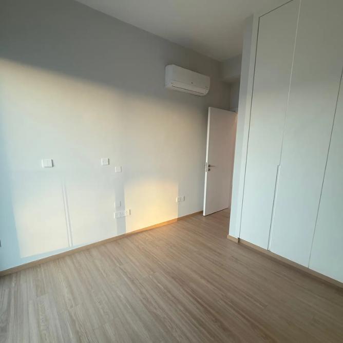 3-bedroom penthouse in Limassol №152796: https://dom.com.cy/en/catalog/rent/152796/ (dom.com.cy)