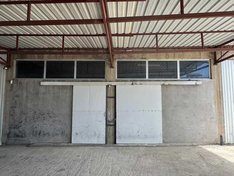 Warehouse space available in a prime storage location: https://www.bazaraki.com/adv/5796563_warehouse-space-available-for-rent-in-a-prime-storage-location (www.bazaraki.com)