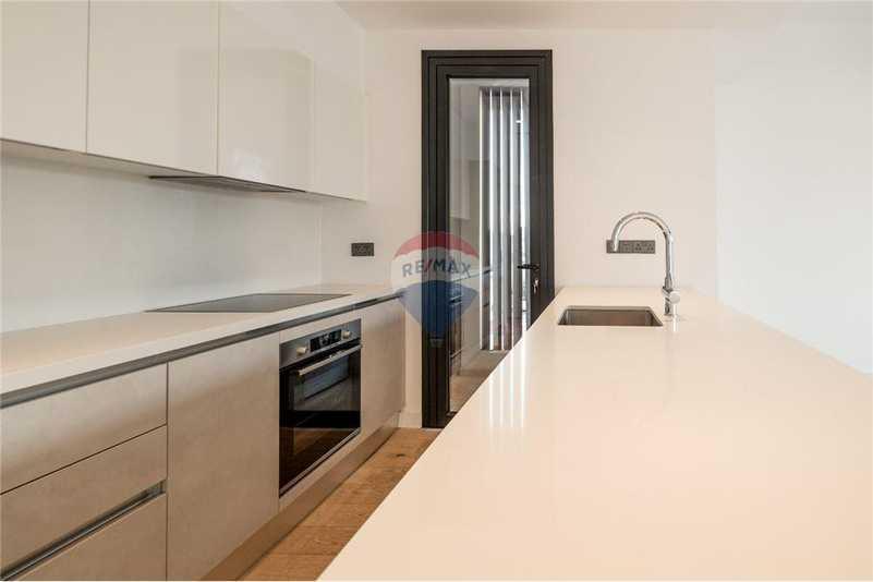 3-bedroom penthouse for sale: https://www.bazaraki.com/adv/5798073_3-bedroom-penthouse-for-sale (www.bazaraki.com)
