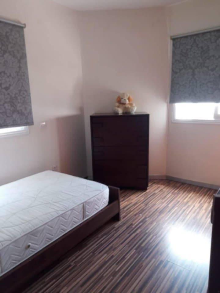 1: https://www.facebook.com/marketplace/item/689247220362376 (www.facebook.com)