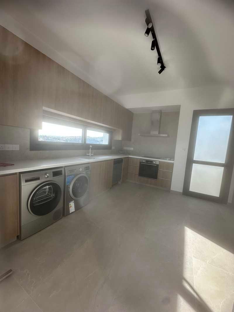 3-bedroom apartment to rent: https://www.bazaraki.com/adv/5793319_3-bedroom-apartment-to-rent (www.bazaraki.com)