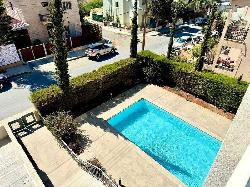2-bedroom apartment to rent: https://www.bazaraki.com/adv/5792525_2-bedroom-apartment-to-rent (www.bazaraki.com)