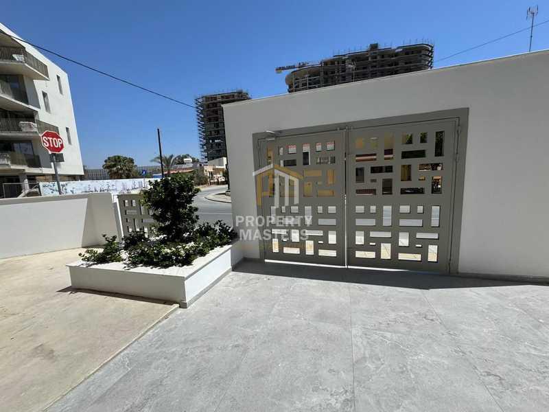 2-bedroom apartment for sale: https://www.bazaraki.com/adv/5787910_2-bedroom-apartment-for-sale (www.bazaraki.com)