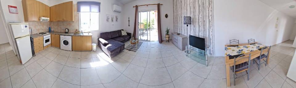 1 bedroom Peyia: https://www.facebook.com/marketplace/item/2222150261546578 (www.facebook.com)