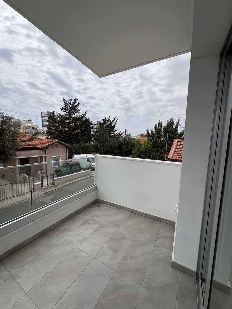 2-bedroom apartment to rent: https://www.bazaraki.com/adv/5786307_2-bedroom-apartment-to-rent (www.bazaraki.com)