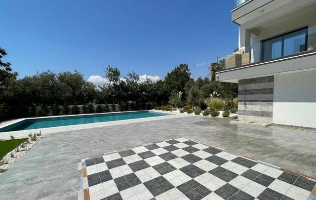 New 3-bedroom apartment in Limassol № 149380: https://dom.com.cy/en/catalog/sale/149380/ (dom.com.cy)