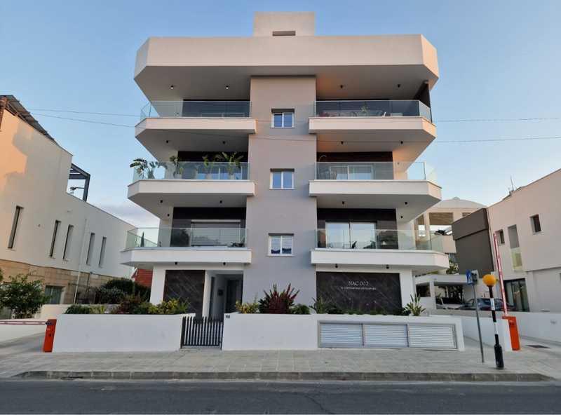 2-bedroom apartment to rent: https://www.bazaraki.com/adv/5794409_2-bedroom-apartment-to-rent (www.bazaraki.com)