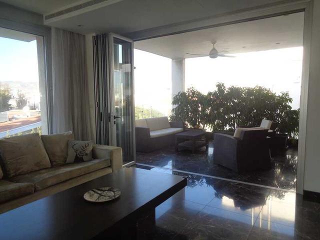 3-bedroom penthouse to rent: https://www.bazaraki.com/adv/5796952_3-bedroom-penthouse-to-rent (www.bazaraki.com)