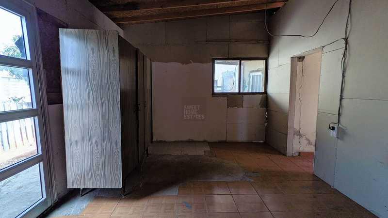 Shop in frenaros: https://www.bazaraki.com/adv/5790377_shop-in-frenaros (www.bazaraki.com)