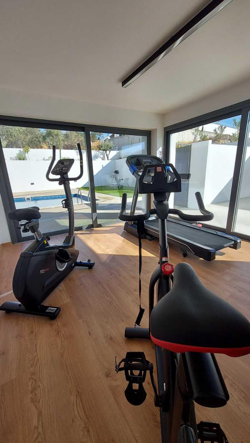 2-bedroom apartment for sale: https://www.bazaraki.com/adv/5796700_2-bedroom-apartment-for-sale (www.bazaraki.com)