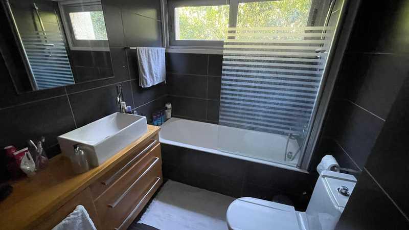 3-bedroom apartment for sale: https://www.bazaraki.com/adv/5792216_3-bedroom-apartment-for-sale (www.bazaraki.com)