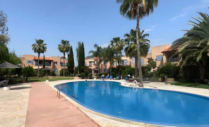 2-bedroom apartment for sale: https://www.bazaraki.com/adv/5789021_2-bedroom-apartment-for-sale (www.bazaraki.com)