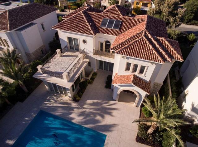 New commercial in Larnaca № 153374: https://dom.com.cy/en/catalog/sale/153374/ (dom.com.cy)