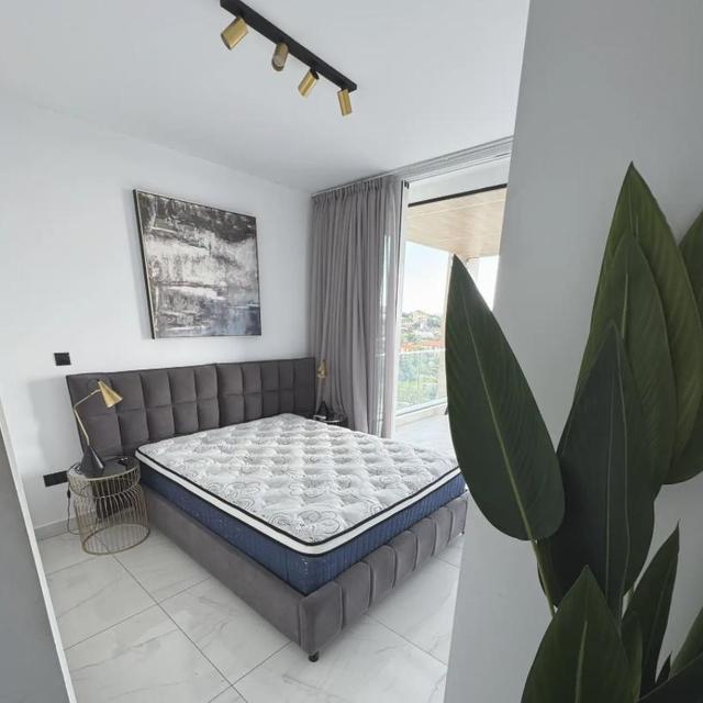3-bedroom flat in Limassol №148974: https://dom.com.cy/en/catalog/rent/148974/ (dom.com.cy)