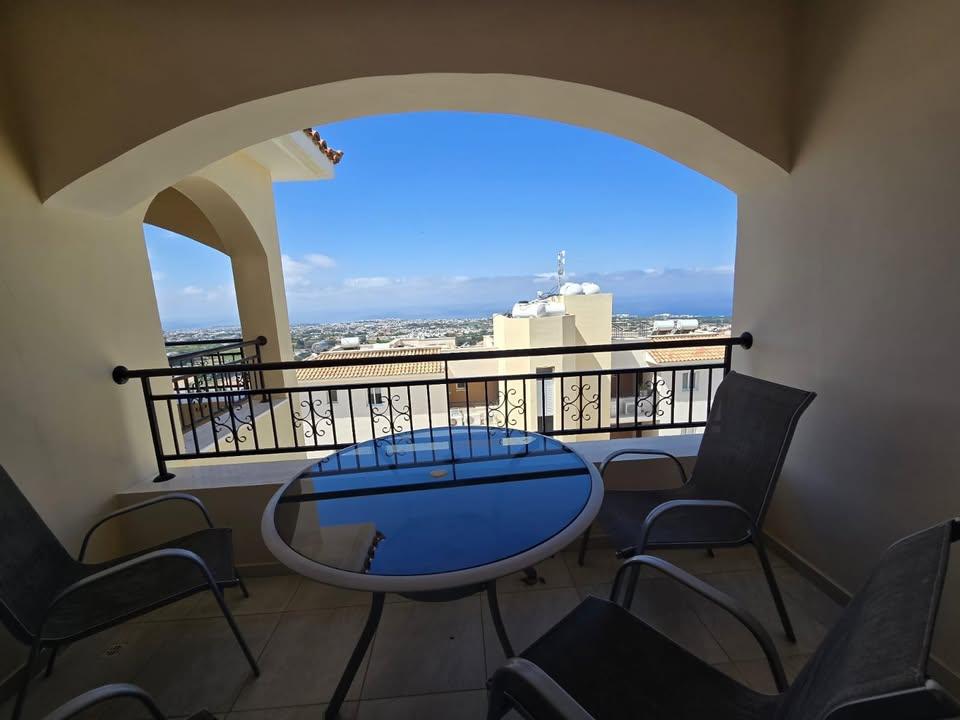 2 Beds 2 Baths Apartment/condo: https://www.facebook.com/marketplace/item/1320141852390869 (www.facebook.com)