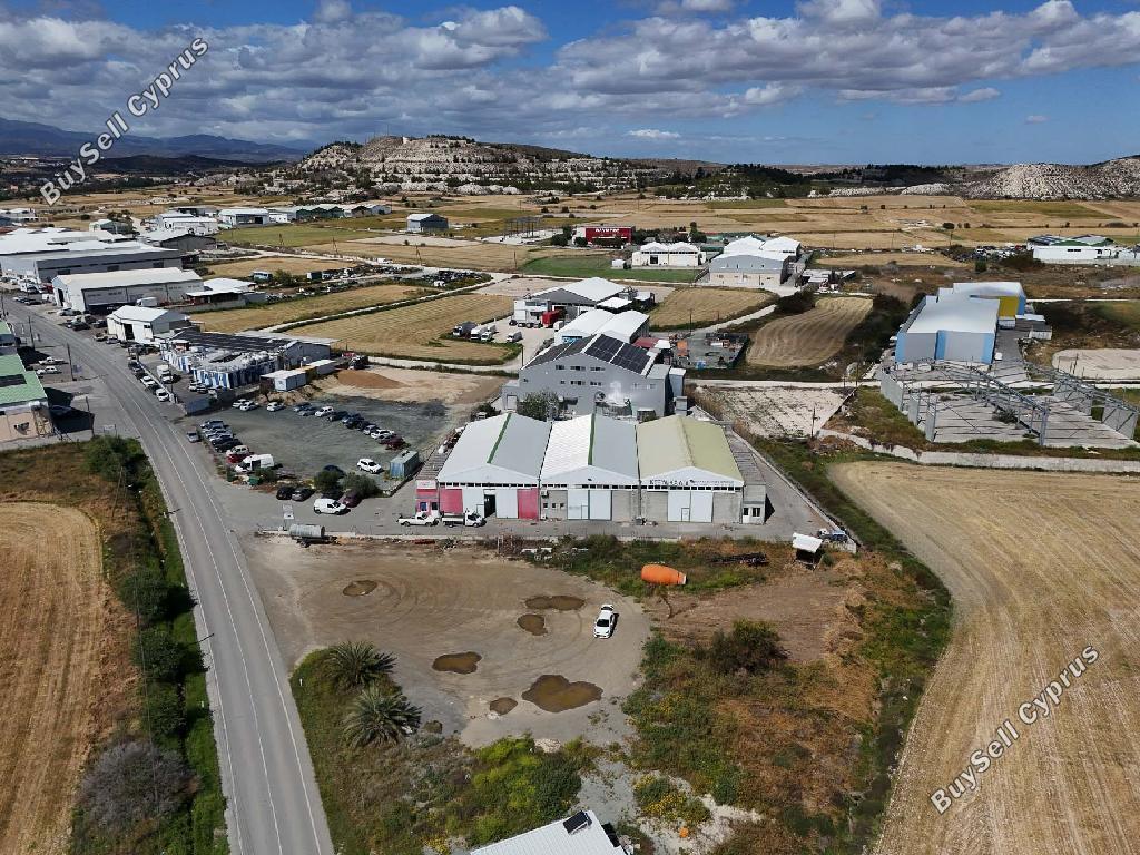 Warehouse for sale in Alampra, Nicosia: https://www.buysellcyprus.com/property-for-sale/nicosia/alampra/warehouse-for-sale-alampra-nicosia-1800871.html (www.buysellcyprus.com)