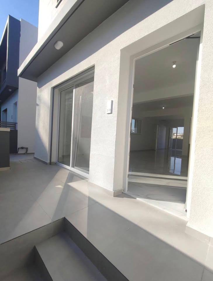 3 Bedroom Semi Detached House (All Bills Included): https://www.facebook.com/marketplace/item/29604228602558433 (www.facebook.com)