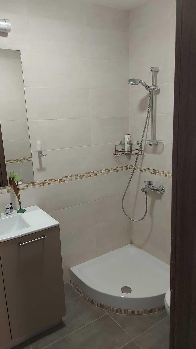 3-bedroom penthouse to rent: https://www.bazaraki.com/adv/5795179_3-bedroom-penthouse-to-rent (www.bazaraki.com)