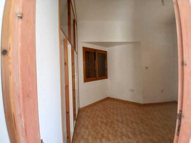 5-bedroom villa for sale: https://www.bazaraki.com/adv/5789297_5-bedroom-villa-for-sale (www.bazaraki.com)
