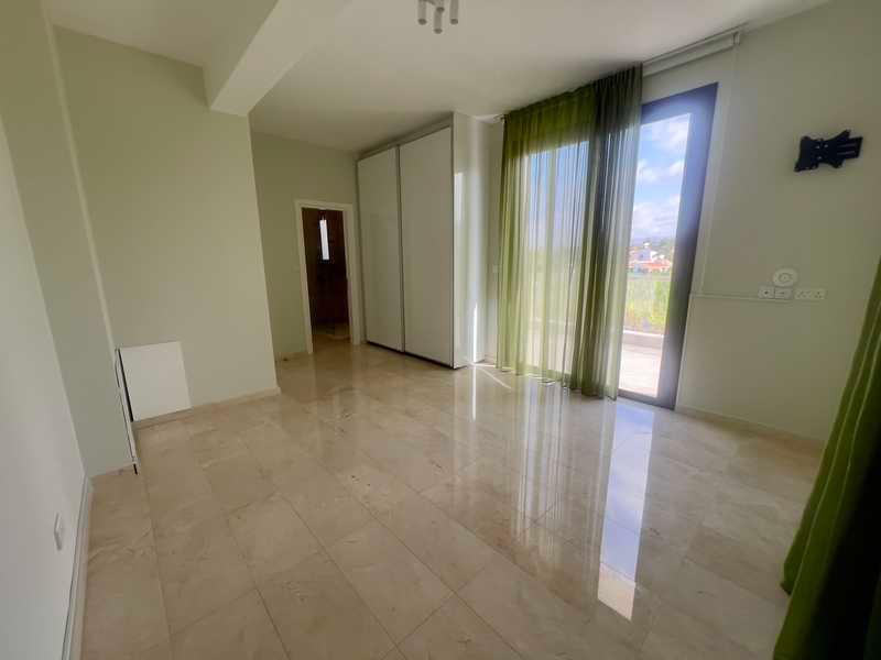 4-bedroom detached house to rent: https://www.bazaraki.com/adv/5798615_4-bedroom-detached-house-to-rent (www.bazaraki.com)