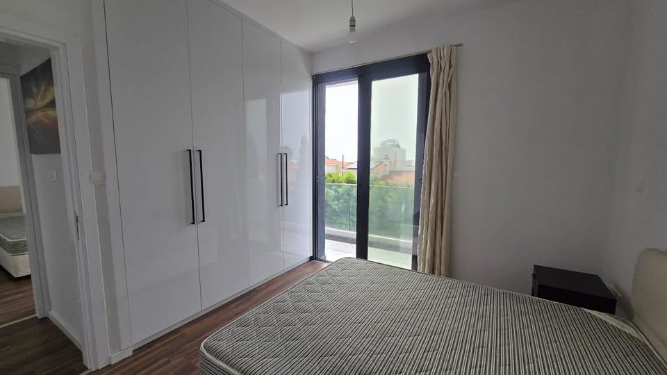3 Beds 2.5 Baths House: https://www.facebook.com/marketplace/item/698778139256348 (www.facebook.com)