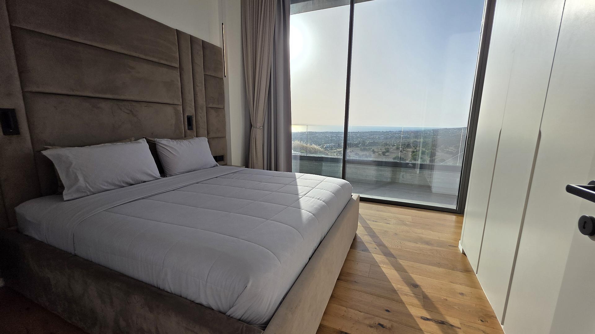 5-bedroom villa in Paphos № 152717: https://dom.com.cy/en/catalog/sale/152717/ (dom.com.cy)