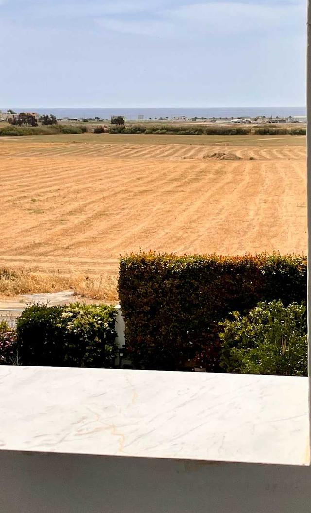 3-bedroom detached house for sale: https://www.bazaraki.com/adv/5794552_3-bedroom-detached-house-for-sale (www.bazaraki.com)