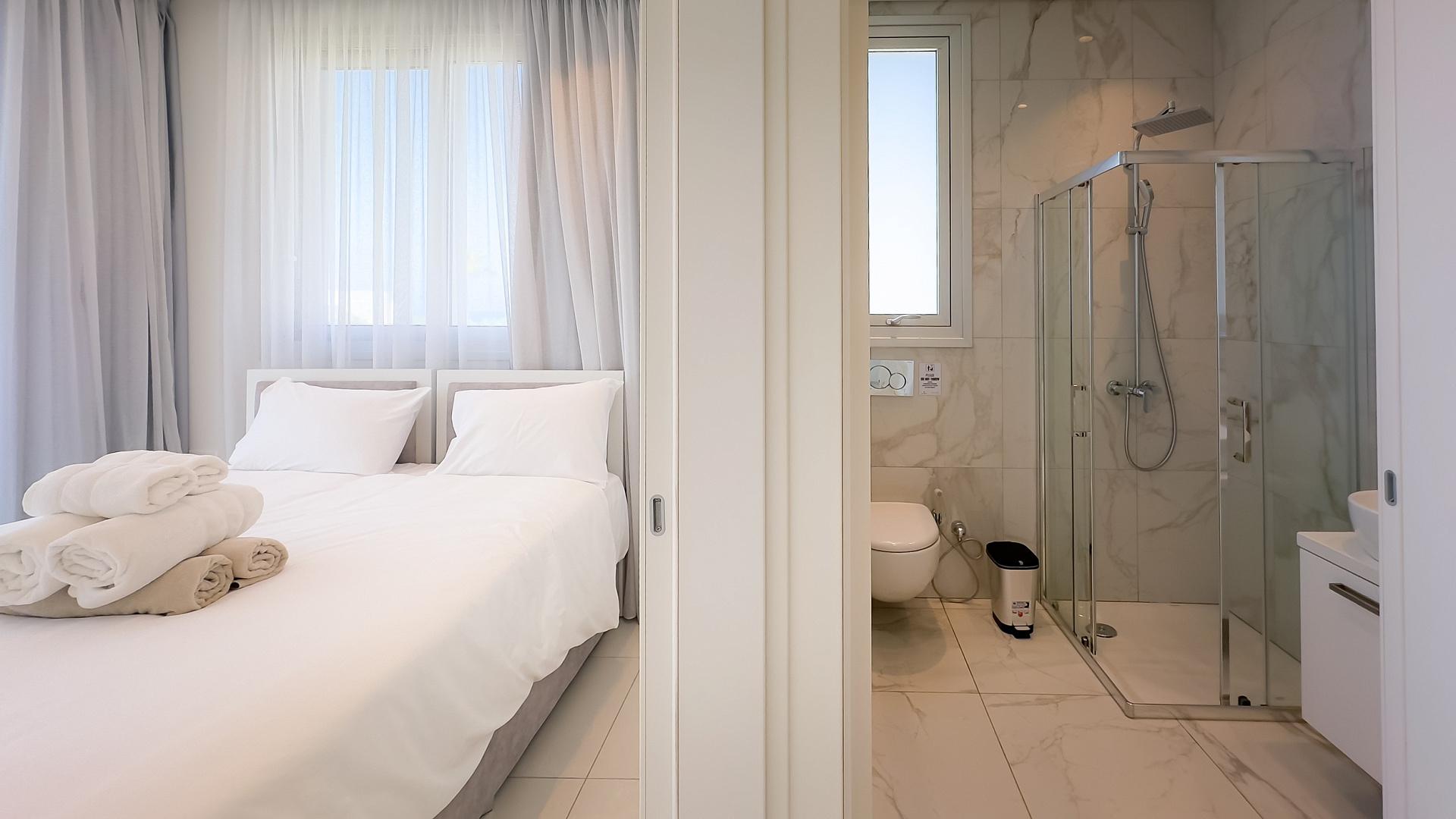 New 4-bedroom villa in Famagusta № 152556: https://dom.com.cy/en/catalog/sale/152556/ (dom.com.cy)