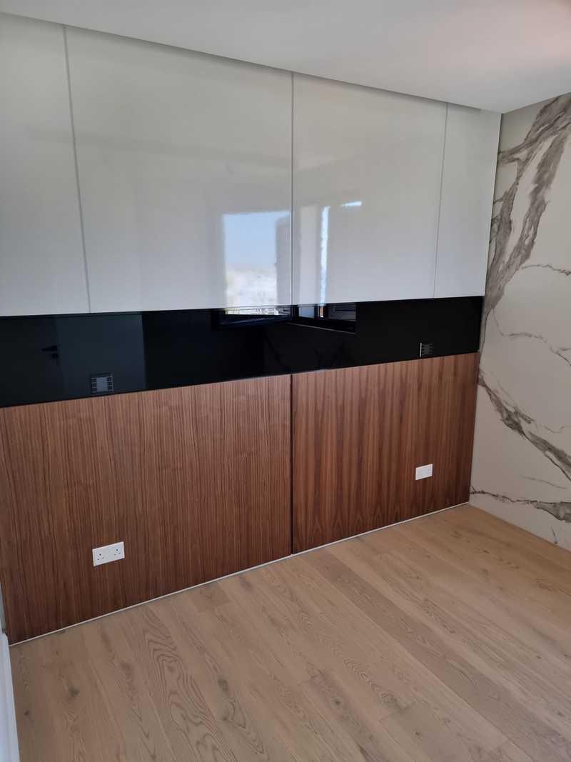 3-bedroom apartment for sale: https://www.bazaraki.com/adv/5790474_3-bedroom-apartment-for-sale (www.bazaraki.com)
