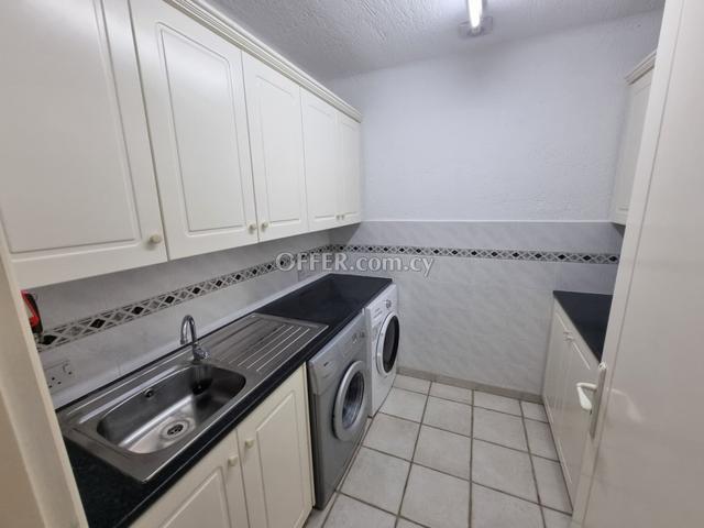 4-bedroom Detached Villa 321 sqm in Tala: https://www.offer.com.cy/en/4-bedroom-detached-villa-321-sqm-in-tala/21-816029/ (www.offer.com.cy)