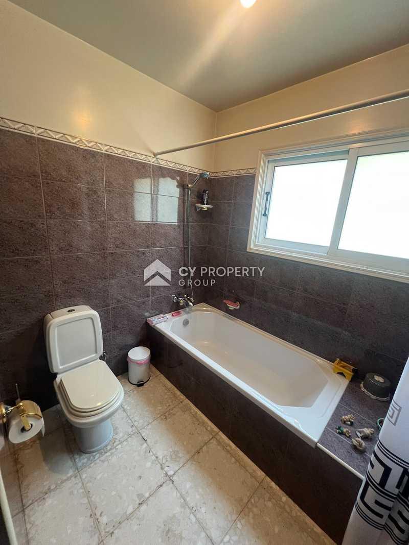 4-bedroom detached house for sale: https://www.bazaraki.com/adv/5755982_4-bedroom-detached-house-for-sale (www.bazaraki.com)