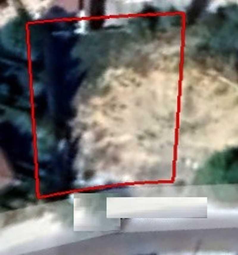 Residential land 595 m²: https://www.bazaraki.com/adv/5793856_residential-land-595-m2 (www.bazaraki.com)