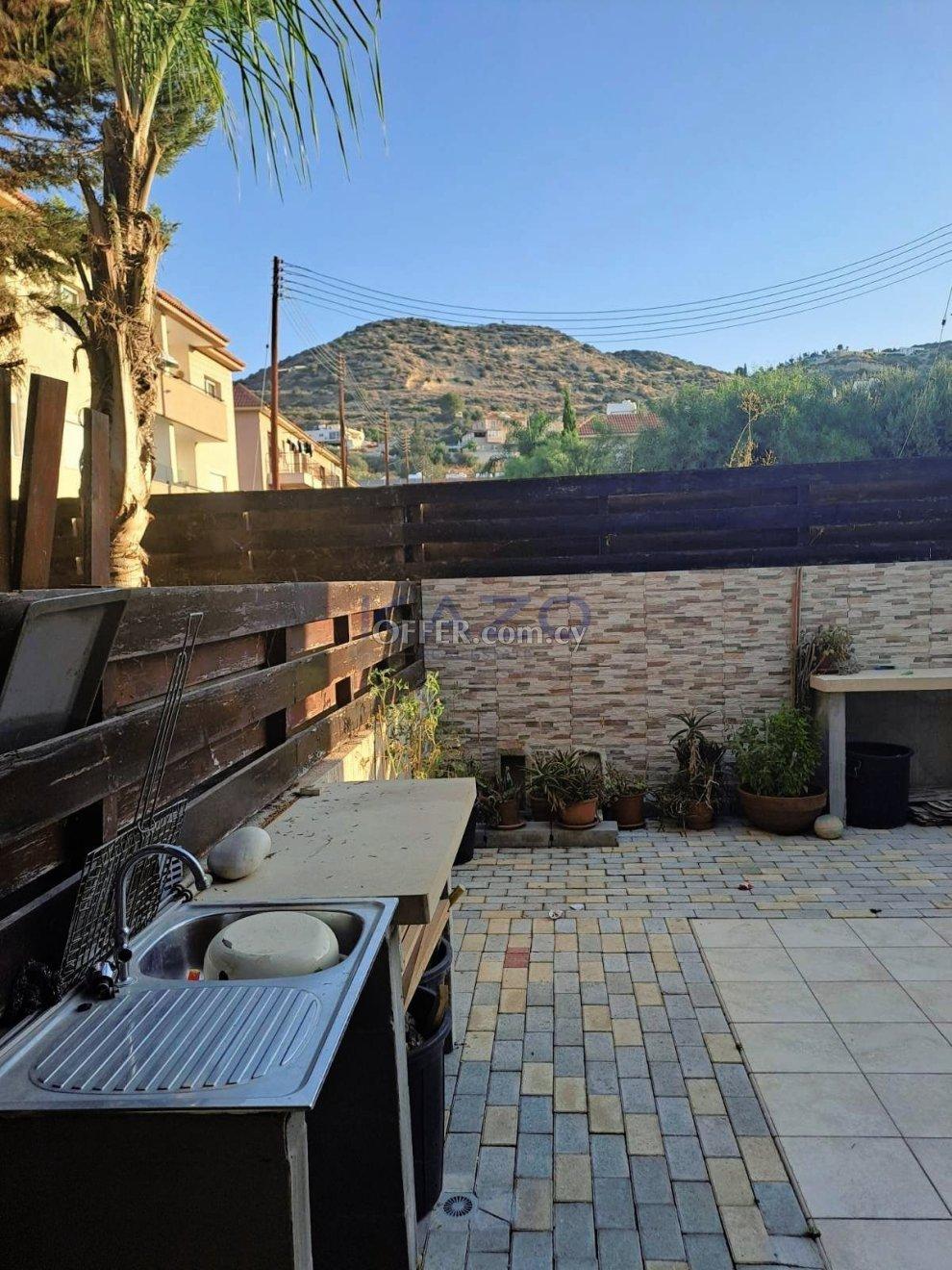 Semi-Detached House in Palodeia, Limassol: https://www.offer.com.cy/en/semi-detached-house-in-palodeia-limassol/21-782235/ (www.offer.com.cy)