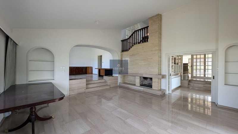 3-bedroom villa for sale: https://www.bazaraki.com/adv/5791317_3-bedroom-villa-for-sale (www.bazaraki.com)