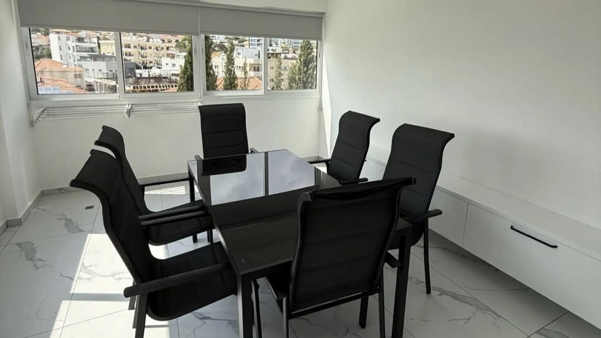 2-bedroom flat in Limassol №154058: https://dom.com.cy/en/catalog/rent/154058/ (dom.com.cy)