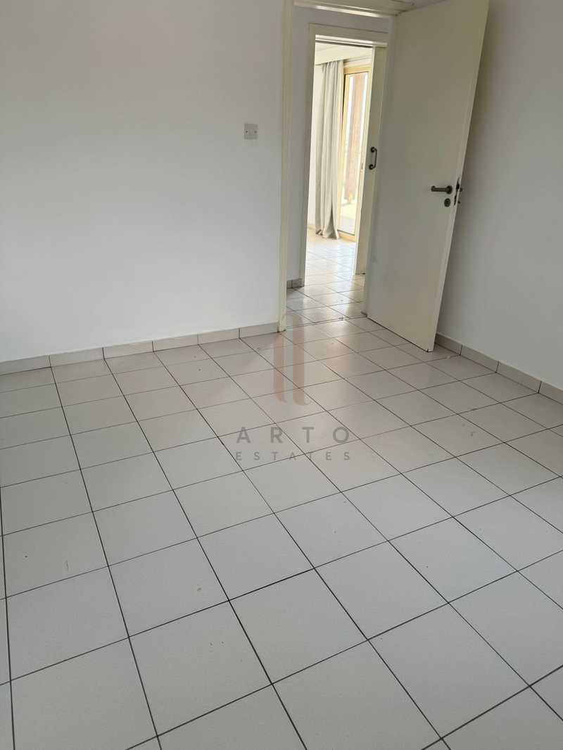  3-bedroom apartment to rent: https://www.bazaraki.com/adv/5796217_3-bedroom-apartment-to-rent (www.bazaraki.com)