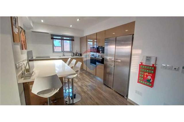 4-bedroom penthouse for sale: https://www.bazaraki.com/adv/5798089_4-bedroom-penthouse-for-sale (www.bazaraki.com)