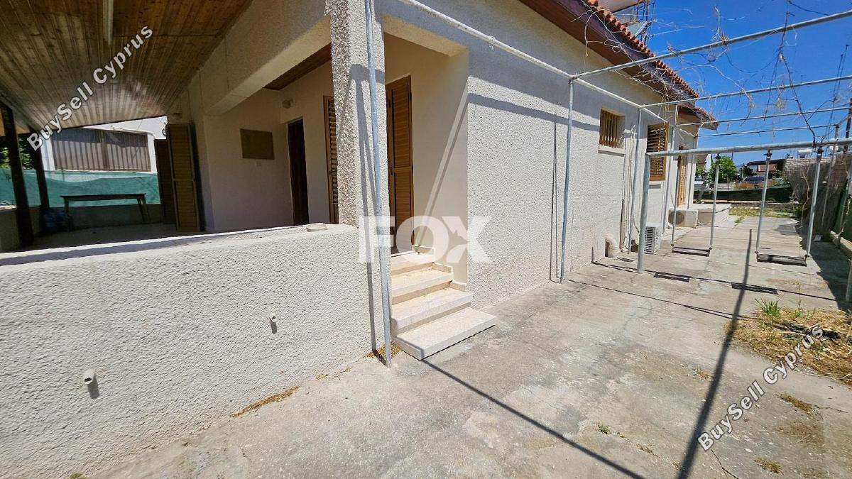 3 Bedroom Bungalow to rent in Episkopi Lemesou, Limassol: https://www.buysellcyprus.com/property-for-rent/limassol/episkopi-lemesou/3-bed-bungalow-to-rent-episkopi-lemesou-limassol-1794073.html (www.buysellcyprus.com)