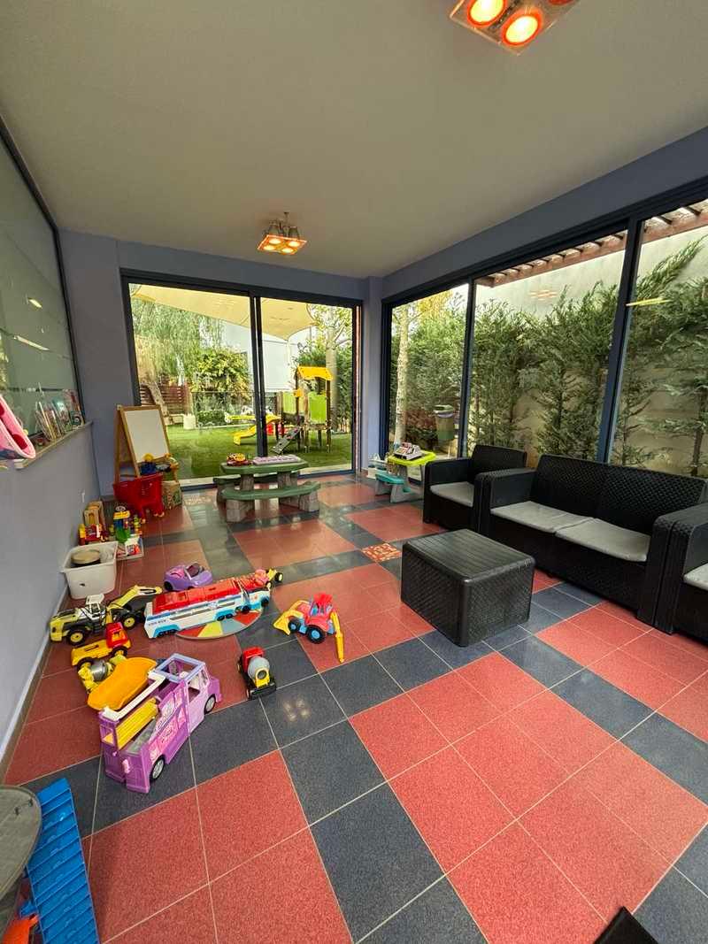 4-bedroom apartment for sale: https://www.bazaraki.com/adv/5791231_4-bedroom-apartment-for-sale (www.bazaraki.com)