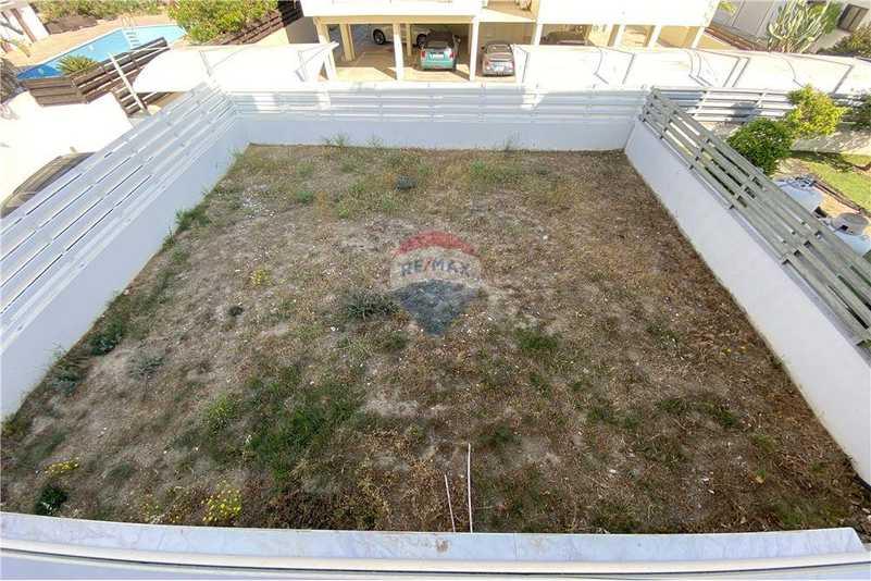 3-bedroom detached house for sale: https://www.bazaraki.com/adv/5787672_3-bedroom-detached-house-for-sale (www.bazaraki.com)
