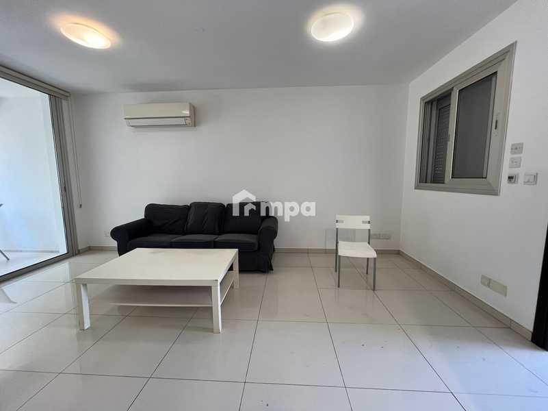1-bedroom apartment to rent: https://www.bazaraki.com/adv/5796823_1-bedroom-apartment-to-rent (www.bazaraki.com)