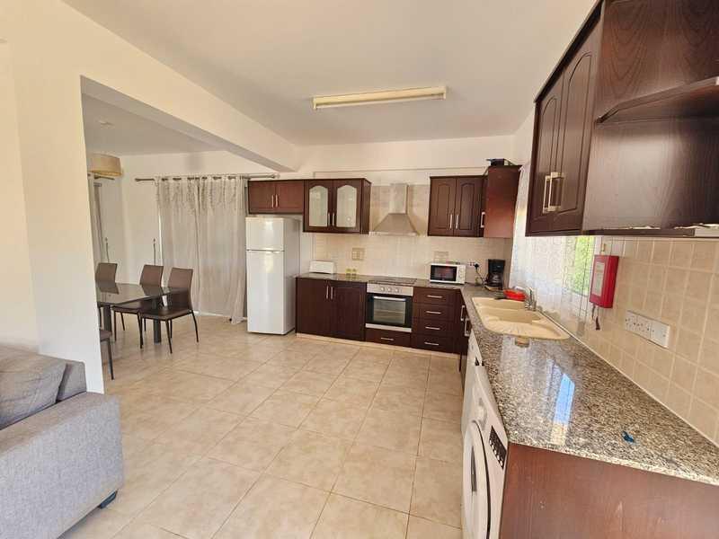 3-bedroom villa to rent: https://www.bazaraki.com/adv/5797194_3-bedroom-villa-to-rent (www.bazaraki.com)
